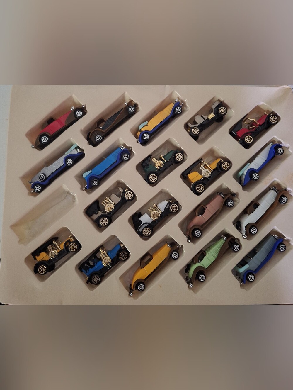 Classic Vintage Toy Car Set - Multicolor Mini Collectible Cars